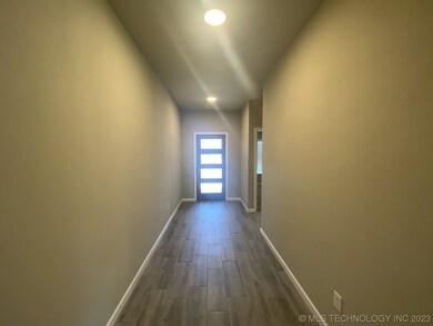 745 E 139th Place, Glenpool, OK 74033 - photo 2