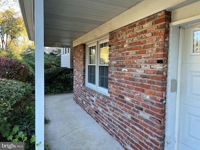 1607 Riversedge Dr, Delanco, NJ 08075 - photo 2