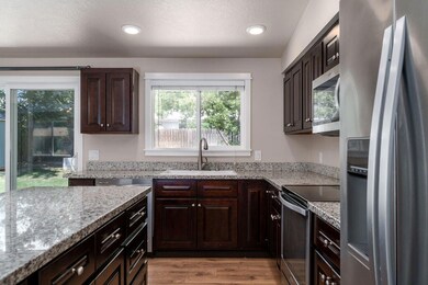 1340 NE Dempsey Dr, Bend, OR 97701 - photo 5