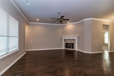 650 Captain Stockton St, Prairie Grove, AR 72753 - photo 5