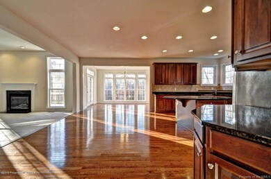OPEN FAMILY ROOM/KITCHEN SPACE