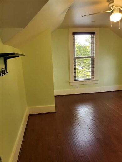 906 N Main St, Auburn, IN 46706 - photo 5