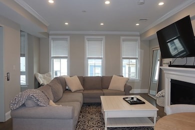 205 W 8th St unit 4, Boston, MA 02127 - photo 3