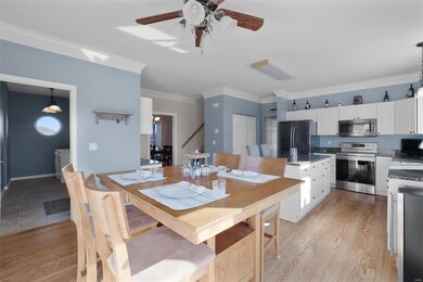 Beautiful wood floors, granite counters, brand new