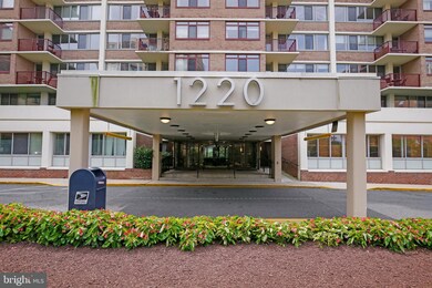 Mica Condominiums unit 907, Silver Spring, MD 20910 - photo 3