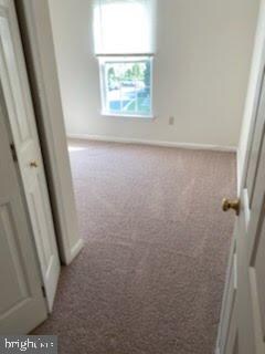 9827 Bayline Cir, Owings Mills, MD 21117 - photo 4