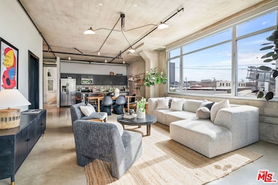 Beacon Lofts unit 310, Los Angeles, CA 90013 - photo 2