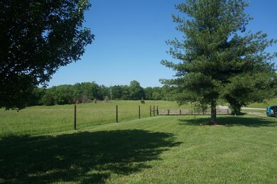 1785 Powell Ln, Lewisburg, TN 37091 - photo 6