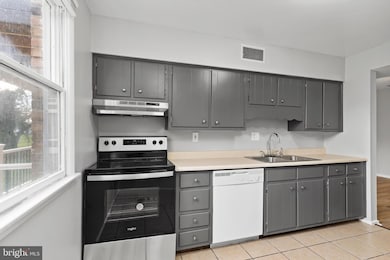 4341 Carlisle Pike unit B8, Camp Hill, PA 17011 - photo 3