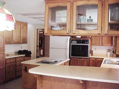 611 Carriage Rd, Grants Pass, OR 97526 - photo 4