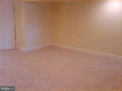 3908 Ednor Rd, Baltimore, MD 21218 - photo 5