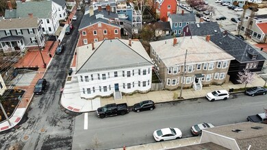 28 Fair St unit 2, Newburyport, MA 01950 - photo 2