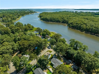 225 Haswill St, Warwick, RI 02889 - photo 4