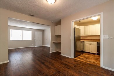 6011 Murrhee Rd, Tampa, FL 33619 - photo 6