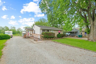 874 Glendale Dr, Franklin, IN 46131 - photo 2