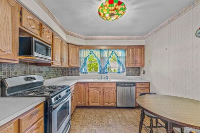 966 Florida Grove Rd, Perth Amboy, NJ 08861 - photo 4