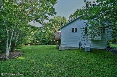 267 Bear Medicine Cir, Effort, PA 18330 - photo 5