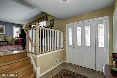 5227 Russett Rd, Rockville, MD 20853 - photo 4