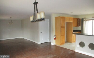 211 Hampton Ave, Mantua, NJ 08051 - photo 4