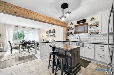 Fully Renovated Kitchen w/ Stainless Steel Applian