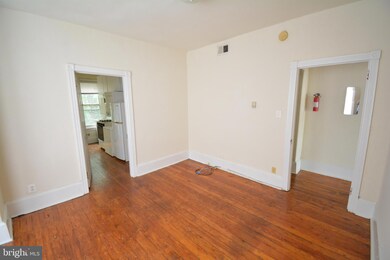 444 W Queen Ln unit 2, Philadelphia, PA 19144 - photo 5