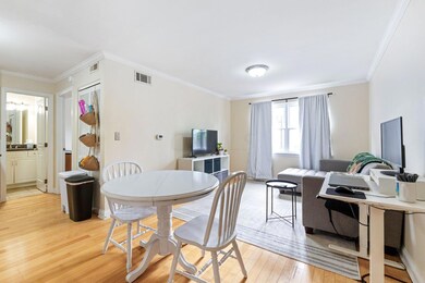 1397 Broadview Ave 3 (Interior)-2