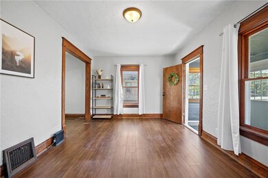 3807 5th Ave, Des Moines, IA 50313 - photo 6