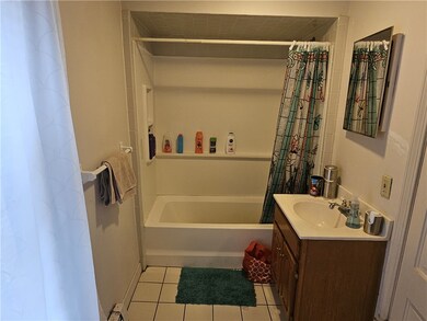 140 Arnold St, Riverside, RI 02915 - photo 7