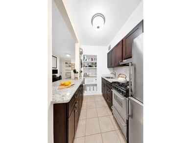 345 E 52nd St unit 4A, New York, NY 10022 - photo 3