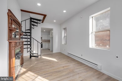 4242 Pine St unit 2B, Philadelphia, PA 19104 - photo 2