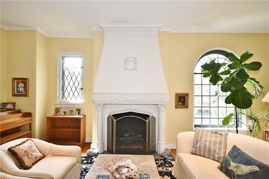 6413 Beacon St, Pittsburgh, PA 15217 - photo 5