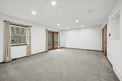 722 S Mchenry Ave unit B, Crystal Lake, IL 60014 - photo 5