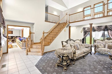 2366 Lost Creek Ct, Flushing, MI 48433 - photo 6