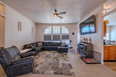 2525 Cabezon Dr NE, Rio Rancho, NM 87144 - photo 4