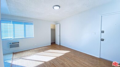 6950 Coldwater Canyon Ave unit 6, Los Angeles, CA 91605 - photo 3
