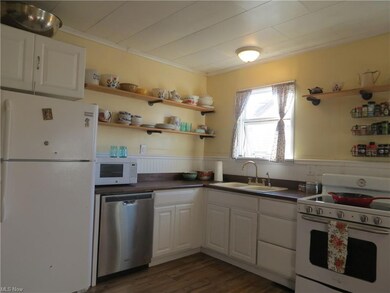 65 W Jefferson St, Jefferson, OH 44047 - photo 5