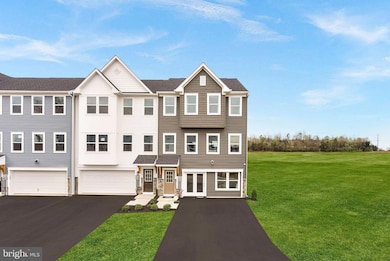 HomeSite 322 Lyriq Ct, Inwood, WV 25428 - photo 2