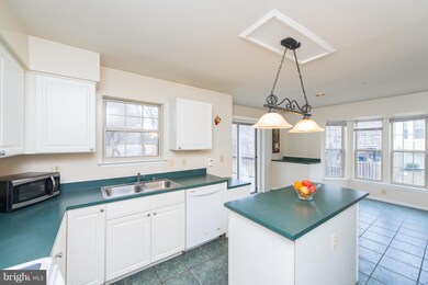 9813 Sherwood Farm Rd, Owings Mills, MD 21117 - photo 7