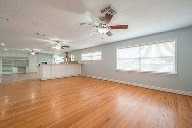 1729 Bayram Dr, Houston, TX 77055 - photo 3