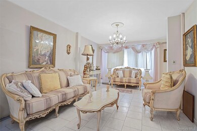 6911 62nd Dr, Middle Village, NY 11379 - photo 4