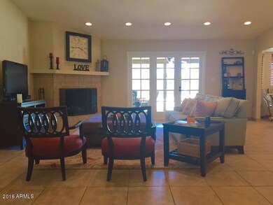 FamilyRoom1