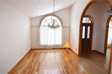 Dining room, Entry & study to right, hardwood flooring