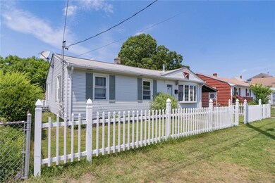 45 Prentice Ave, Pawtucket, RI 02860 - photo 3