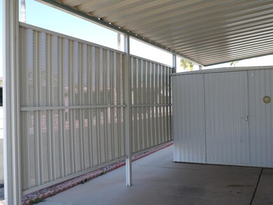 PRIVACY SCREEN