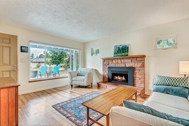 751 NE Innes Ln, Bend, OR 97701 - photo 3