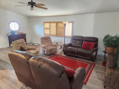 1400 W 13th St unit 31, Upland, CA 91786 - photo 3