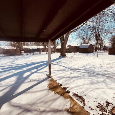 1052 Linhof Rd, Wilmington, OH 45177 - photo 5