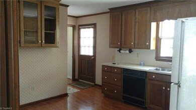 2011 Sunny Ln, Asheboro, NC 27205 - photo 6