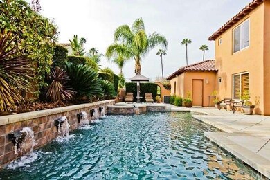 Salt Water Pool/Spa with water feature