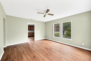 836 Nancy Rose St, Houston, TX 77015 - photo 5